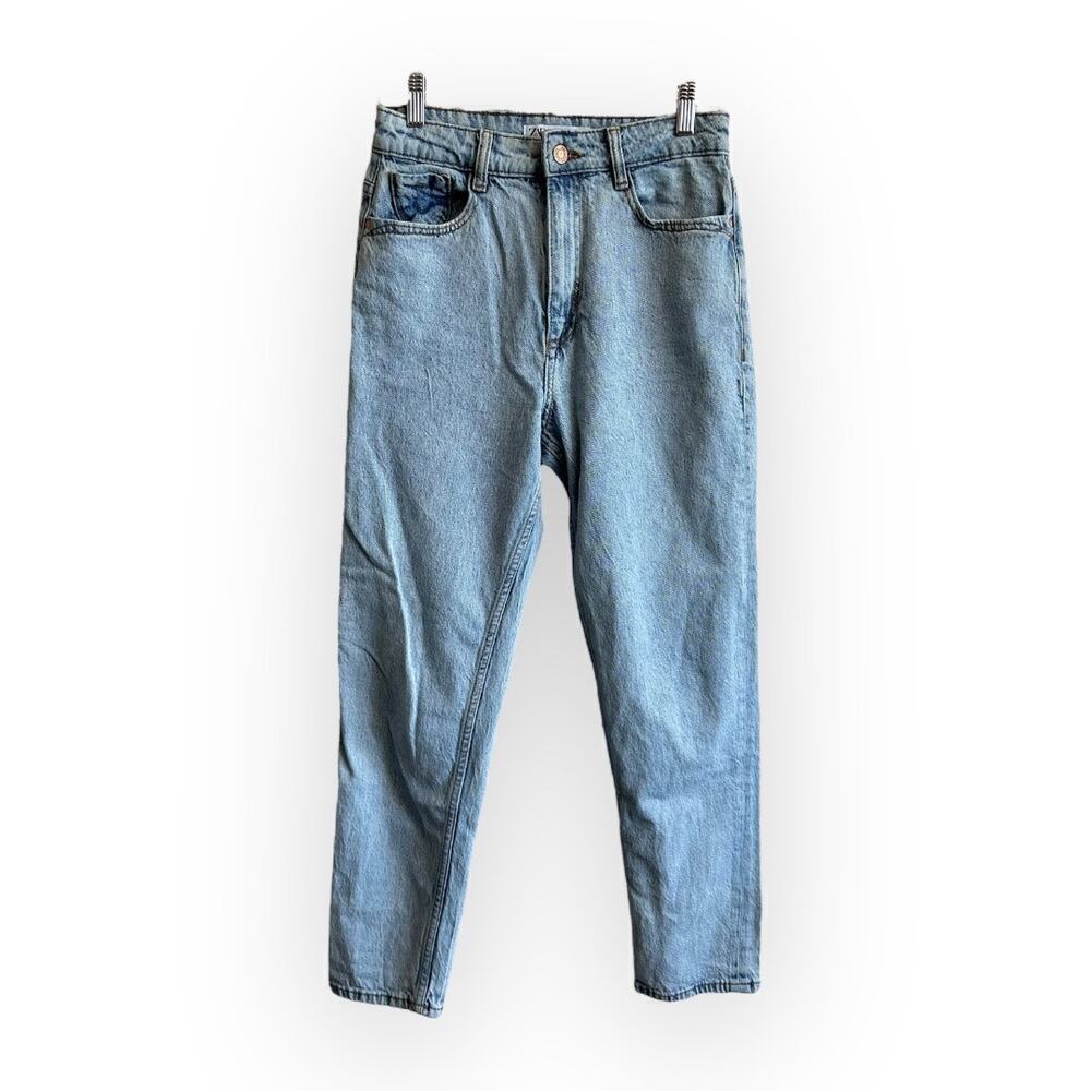 ZARA Straight Leg High Rise Mom Jeans Light Wash Size US 6 EU 38